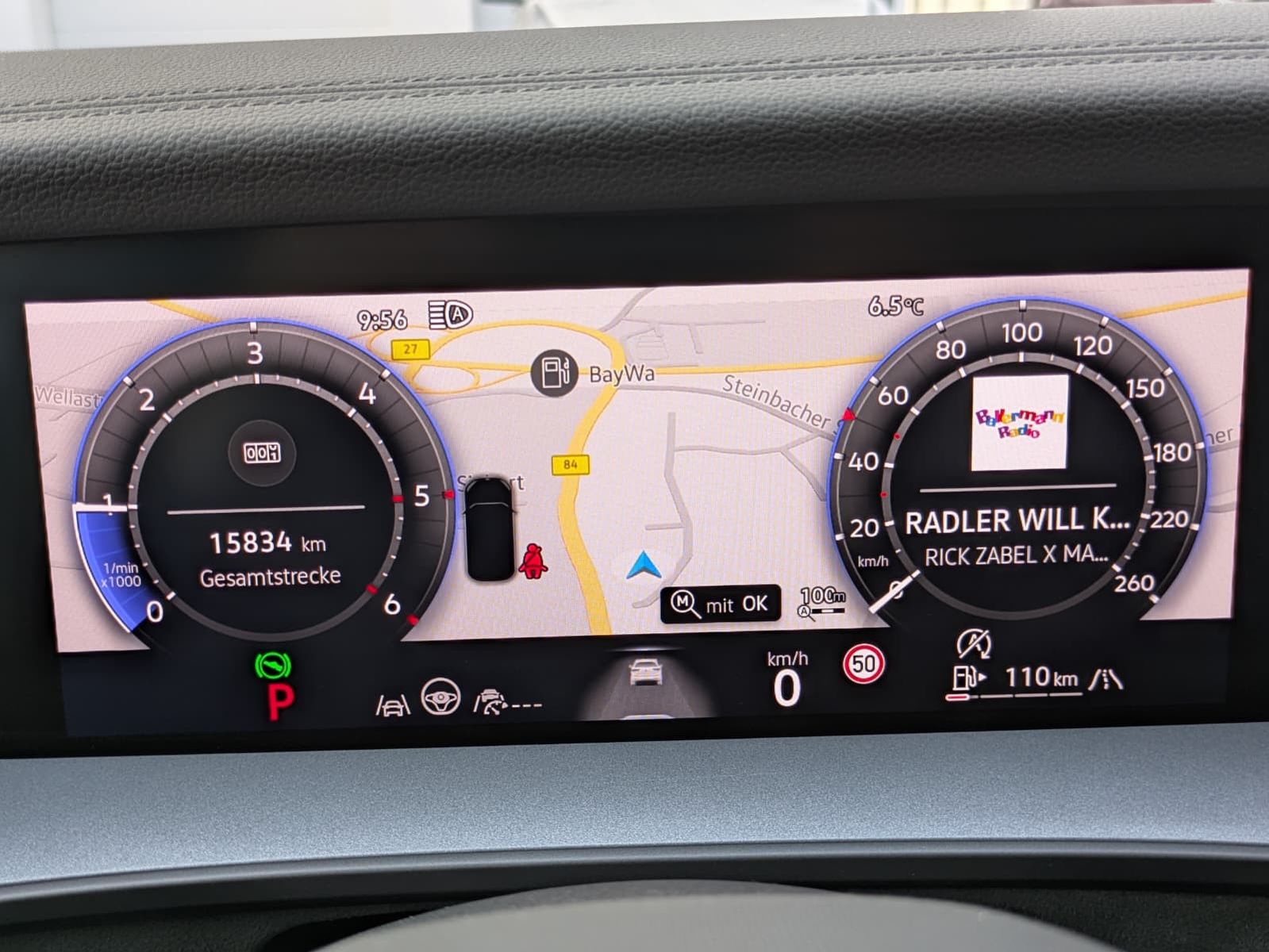 Fahrzeugabbildung Volkswagen Tayron 2.0 TDI 4M R-Line BLACK*7Si*MATRIX*PANO