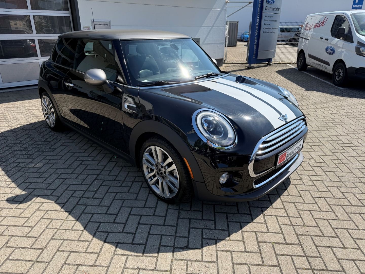 Fahrzeugabbildung MINI Cooper Mini  Seven Chili 1.5 One