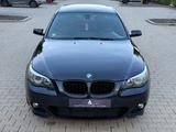 BMW 525d E60 M-Sportpaket/Keyless/AHK/Navi/SHZ/8Fach - BMW: Schwarz, E60