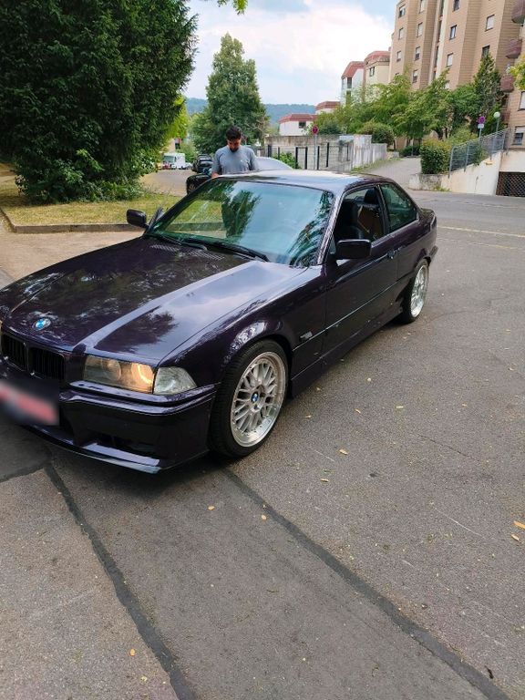 Image of BMW 328