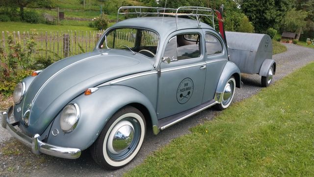 Volkswagen Käfer Ovali mit Anhänger Pizzofen Oldschool Look