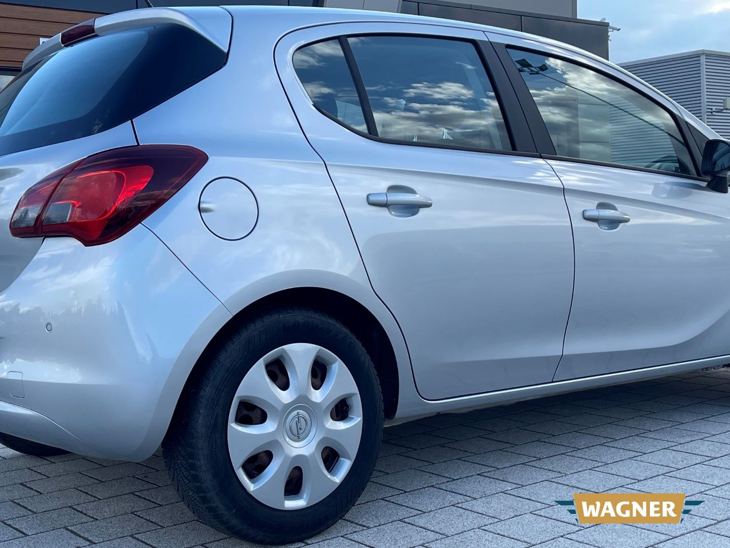 Fahrzeugabbildung Opel Corsa E Edition 1.2 Sitzheizung Tempomat