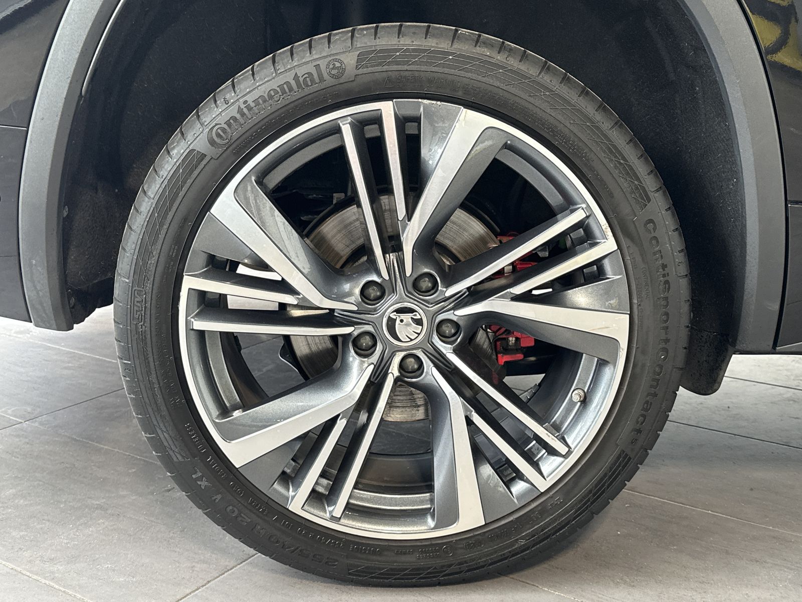 Fahrzeugabbildung SKODA Kodiaq 4x4 RS NAV+MATRIX+AHK+ACC+KAM+PANO+20ZOLL