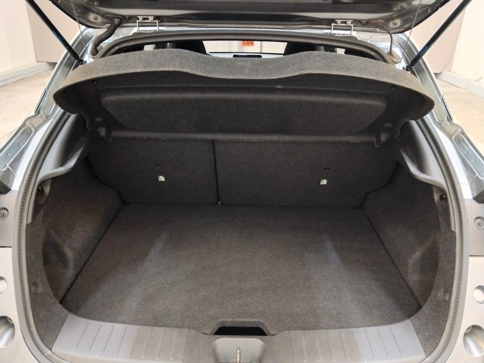 Nissan Juke (12/2022, Benzin)