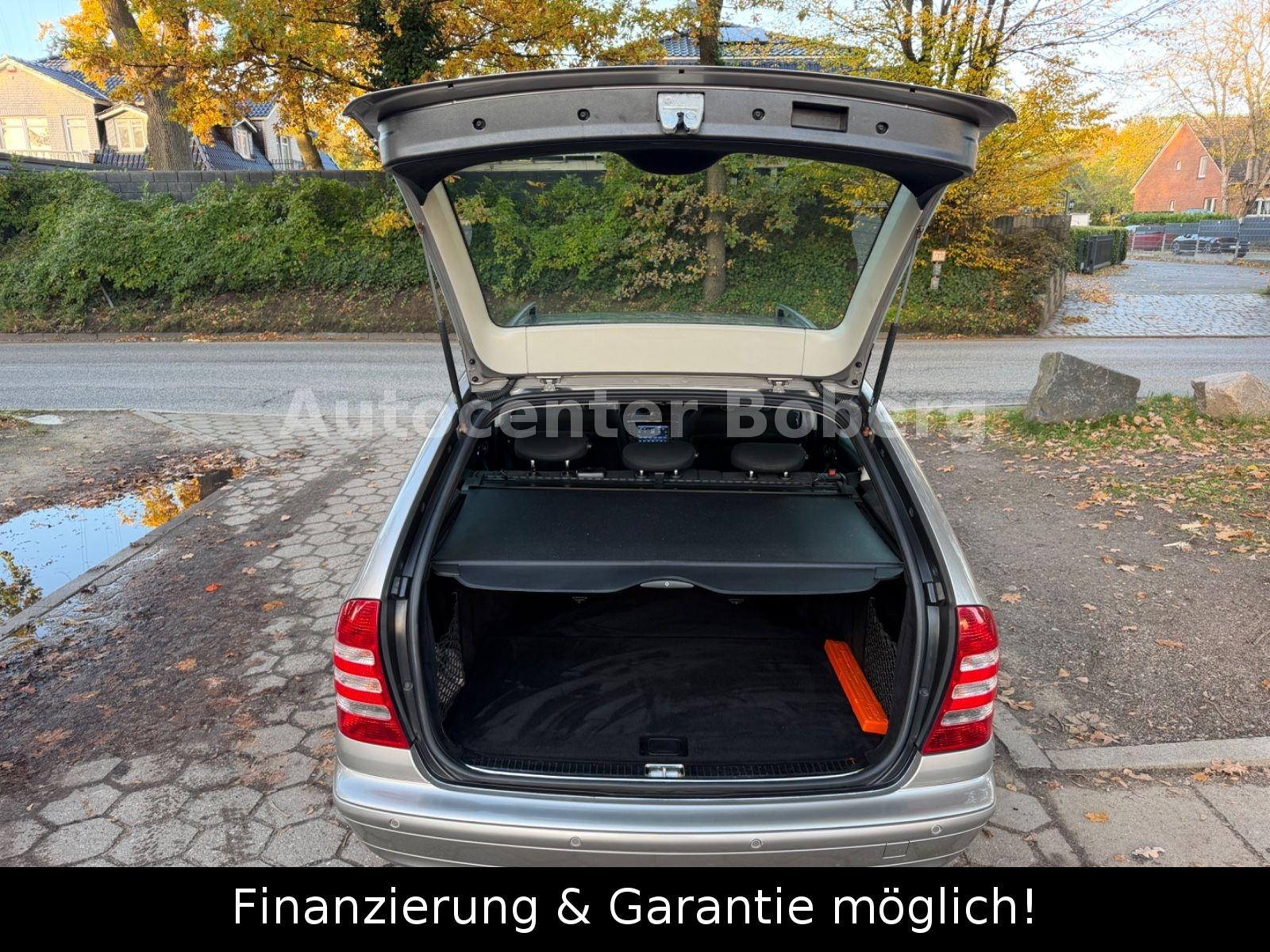 Mercedes-Benz C200 2004 — photo 25