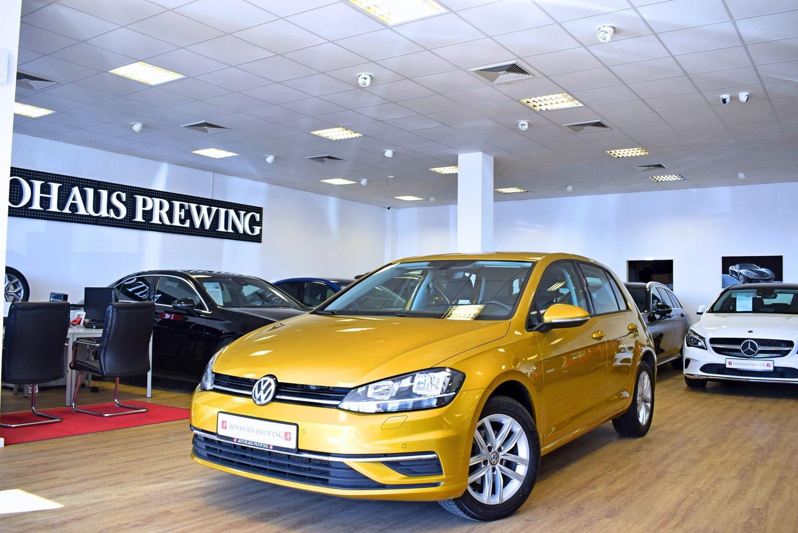 Volkswagen Golf VII SITZH./PDC/ KLIMAAUT./ 2.BESITZ