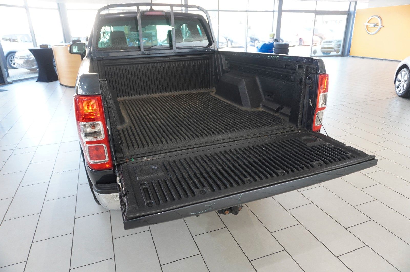 Fahrzeugabbildung Ford Ranger 2.0D LIMITED 4X4 EXTRA NAVI/LED/LEDER/AHK