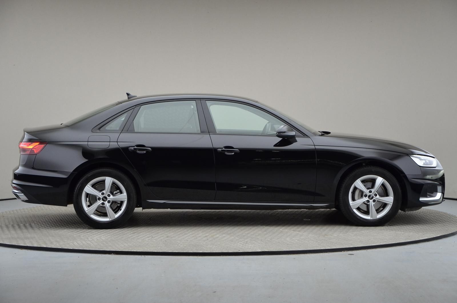 Fahrzeugabbildung Audi A4 Lim. advanced 40 TDI 150kW S tronic Navi Matr