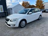 Skoda Octavia Combi Ambition 4x4  *1. HAND* - Gebrauchtwagen in Augsburg