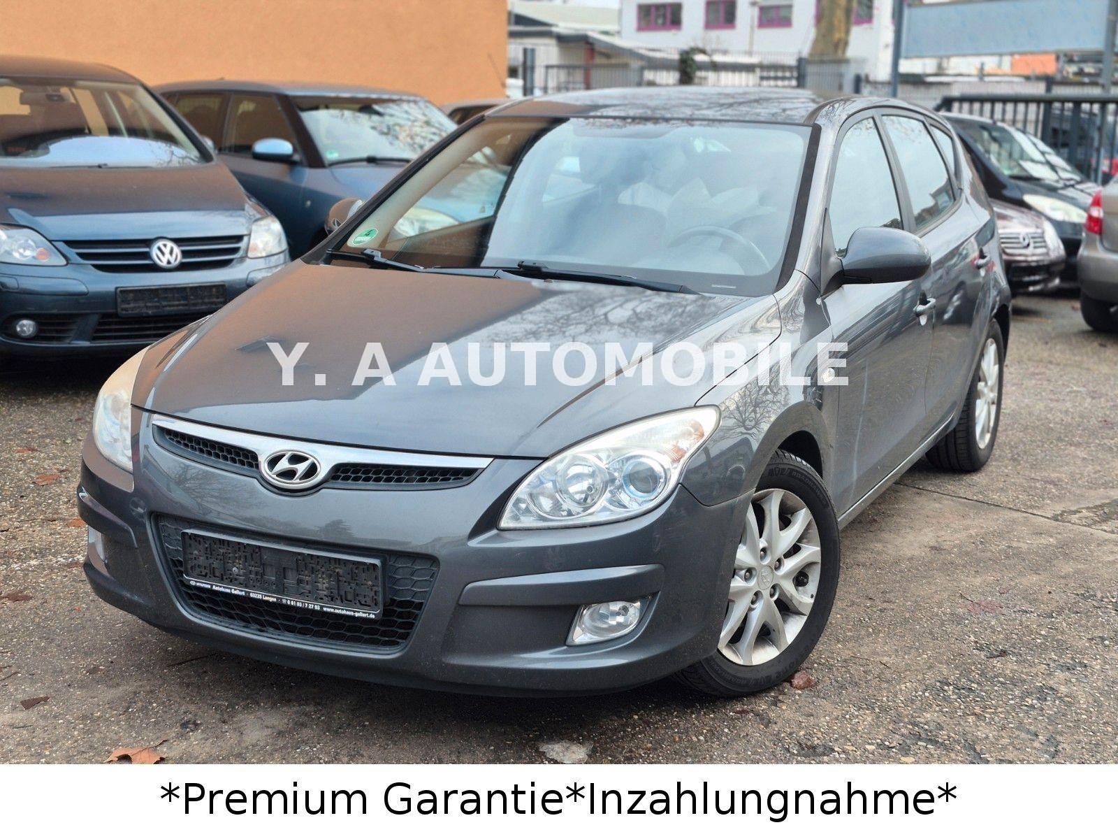 Hyundai i30 1.6 Crdi*Klima*SHZ*