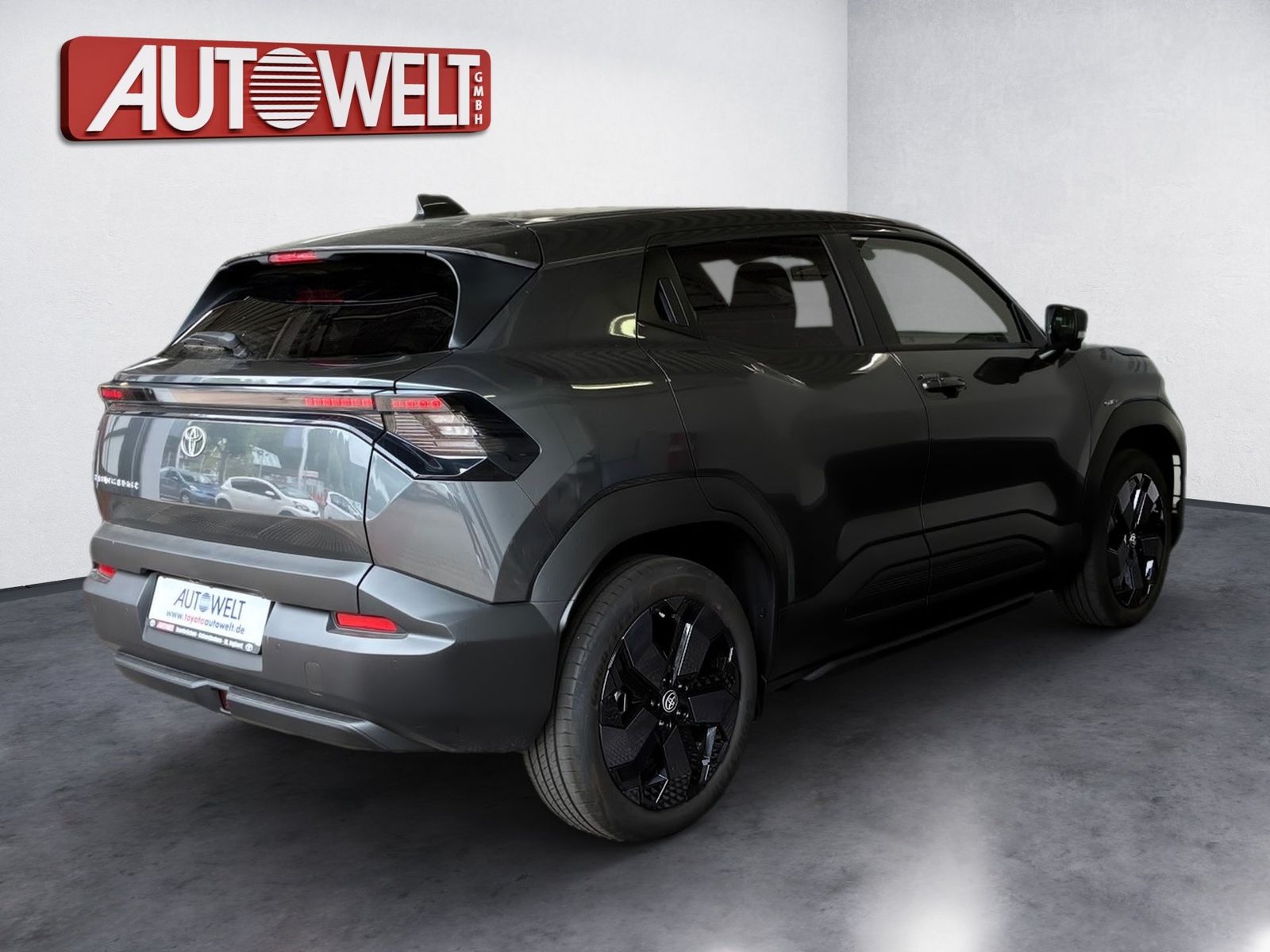 Fahrzeugabbildung Toyota Urban Cruiser Lounge 360,Kamera,LED,Matrix, Pano