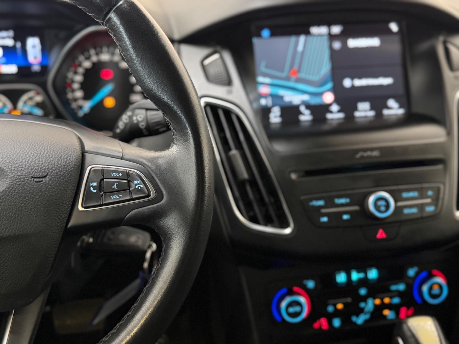Ford Focus Turnier Business*2.hd*Autom.*Carplay*Navi