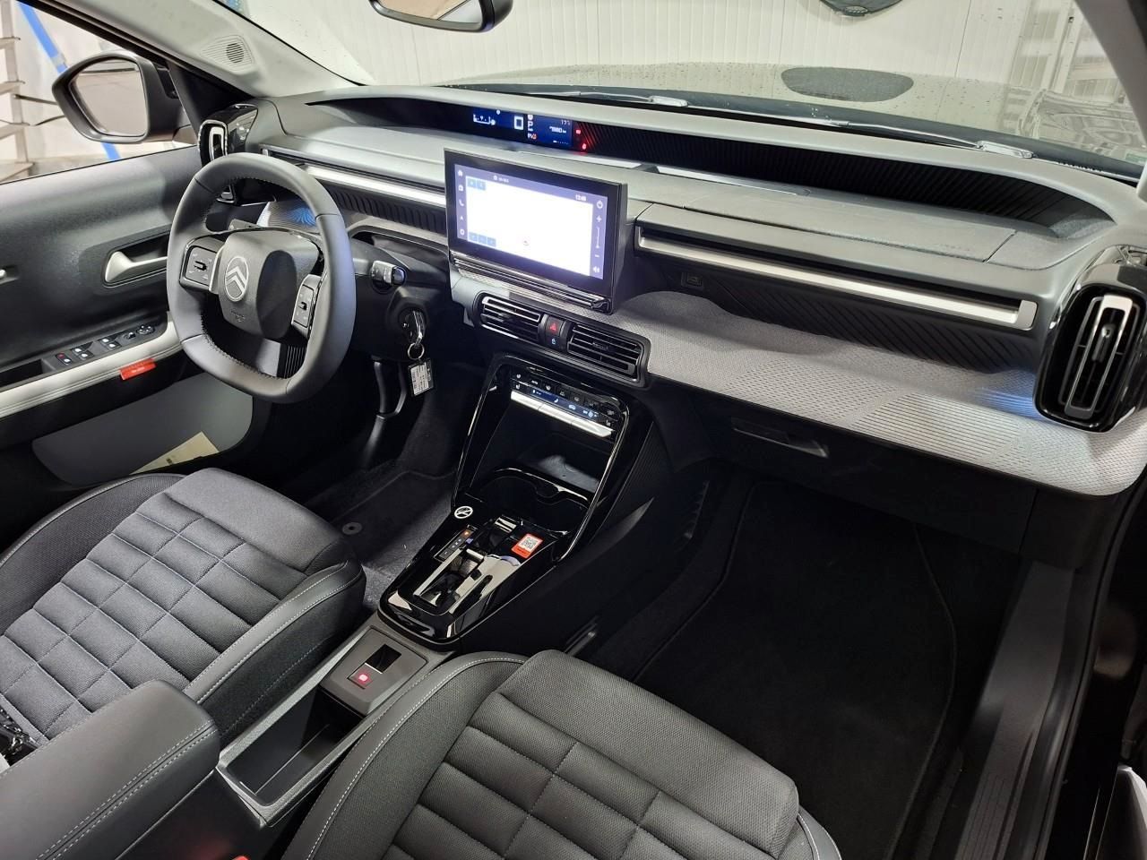 Fahrzeugabbildung Citroën C3 Aircross Hybrid 145 Max e-DCS6 Winter Paket