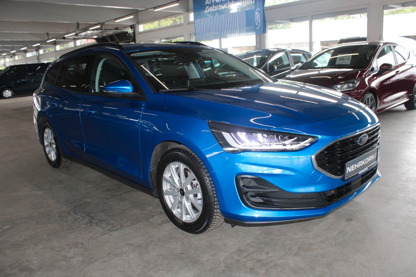 Fahrzeugabbildung Ford Focus Cool & Connect Aut. LED CAM PDC WinterPak.