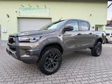 Toyota Hilux Double Cab Invincible 4x4 Navi Kamera SHZ - Toyota Hilux: Leder