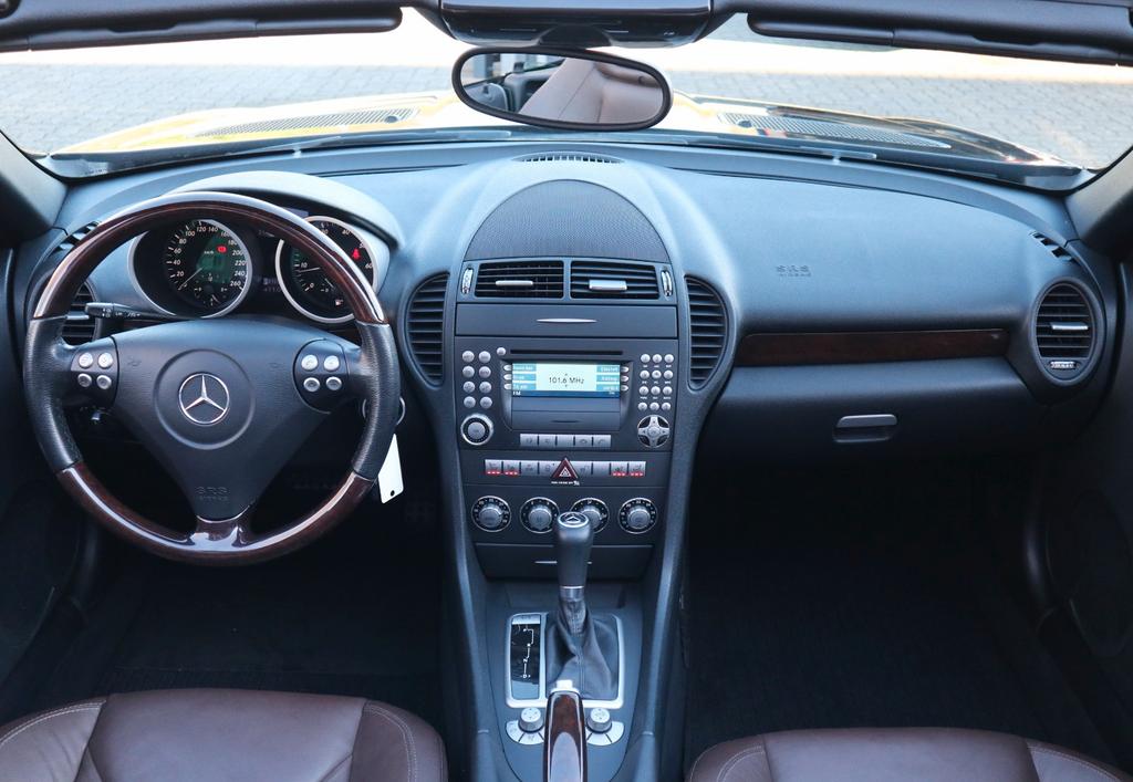 Mercedes-Benz SLK 200