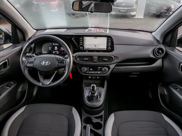 Hyundai i10 1.0 Trend Autom. Navi Kamera Spurhalteassi.