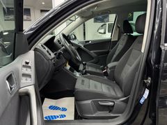 Fahrzeugabbildung Volkswagen Tiguan 1.4 TSI Sport&Style 4Motion Tempomat AHK