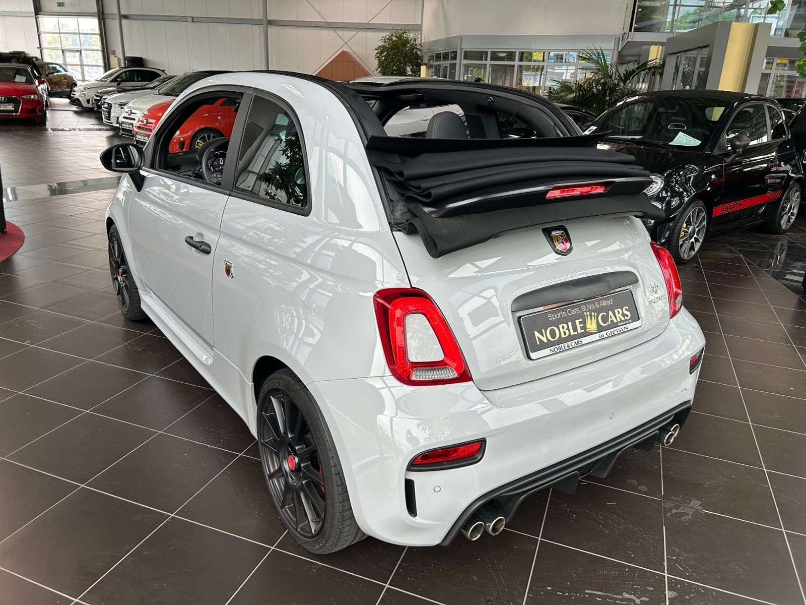 Fahrzeugabbildung Abarth 595C Cabrio Competizione BEATS XEN CARPLAY PDC