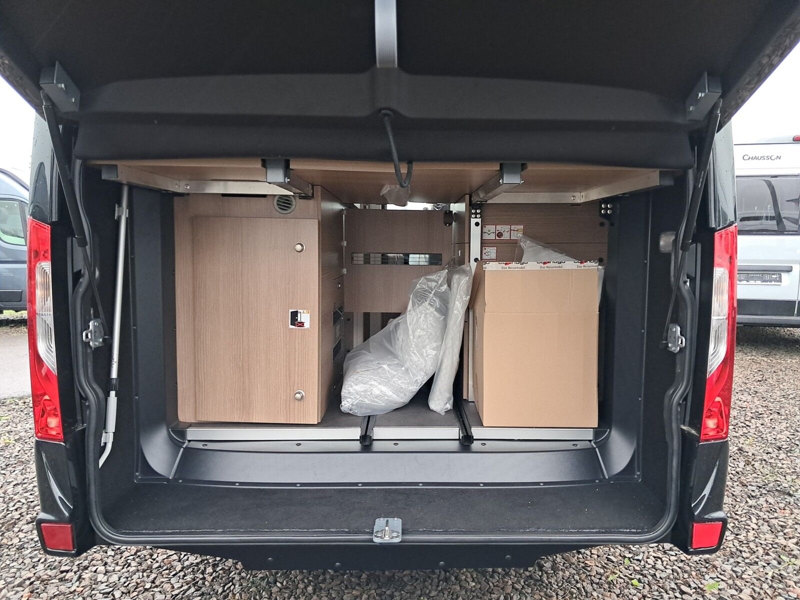 Fahrzeugabbildung Malibu Genius 641 LE Klimaautomatik, Radio DAB