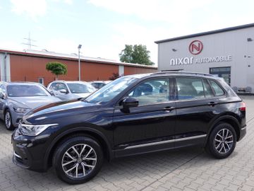 Volkswagen Tiguan - 8