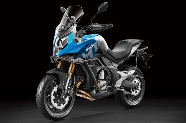 CFMOTO 650 MT in Athens Blue