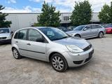 Ford Fiesta 1.6 *TÜV 7/27* KLIMAANLAGE*2. HAND* - Ford Fiesta aus 2005: 1.6