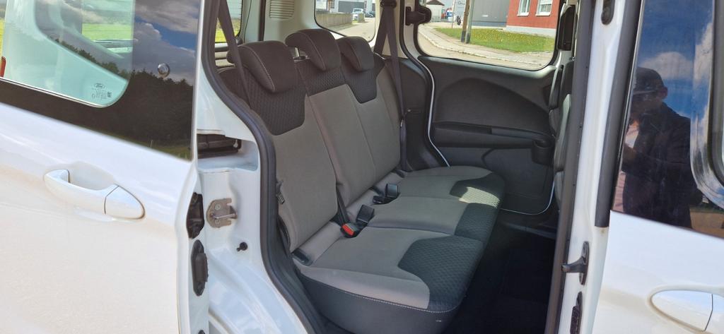 Ford Tourneo Courier