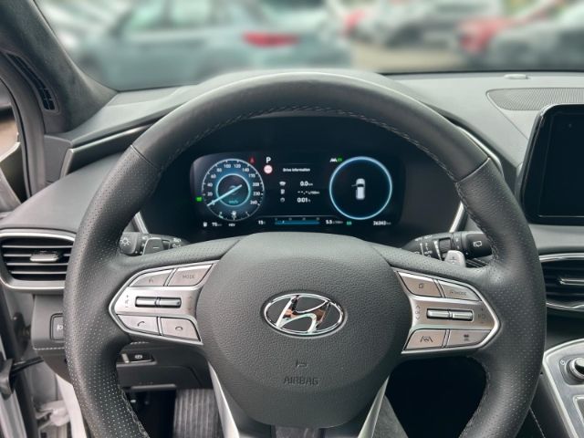 Fahrzeugabbildung Hyundai SANTA FE Signature Plug-In Hybrid 4WD+Panoramada
