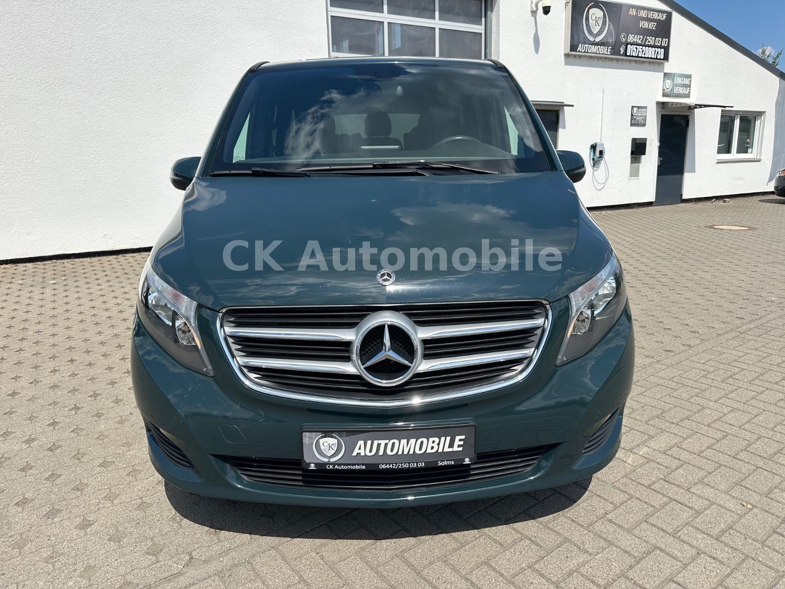 Fahrzeugabbildung Mercedes-Benz V 200d Rise Kompakt/5 Sitze/Klima/ Tempomat