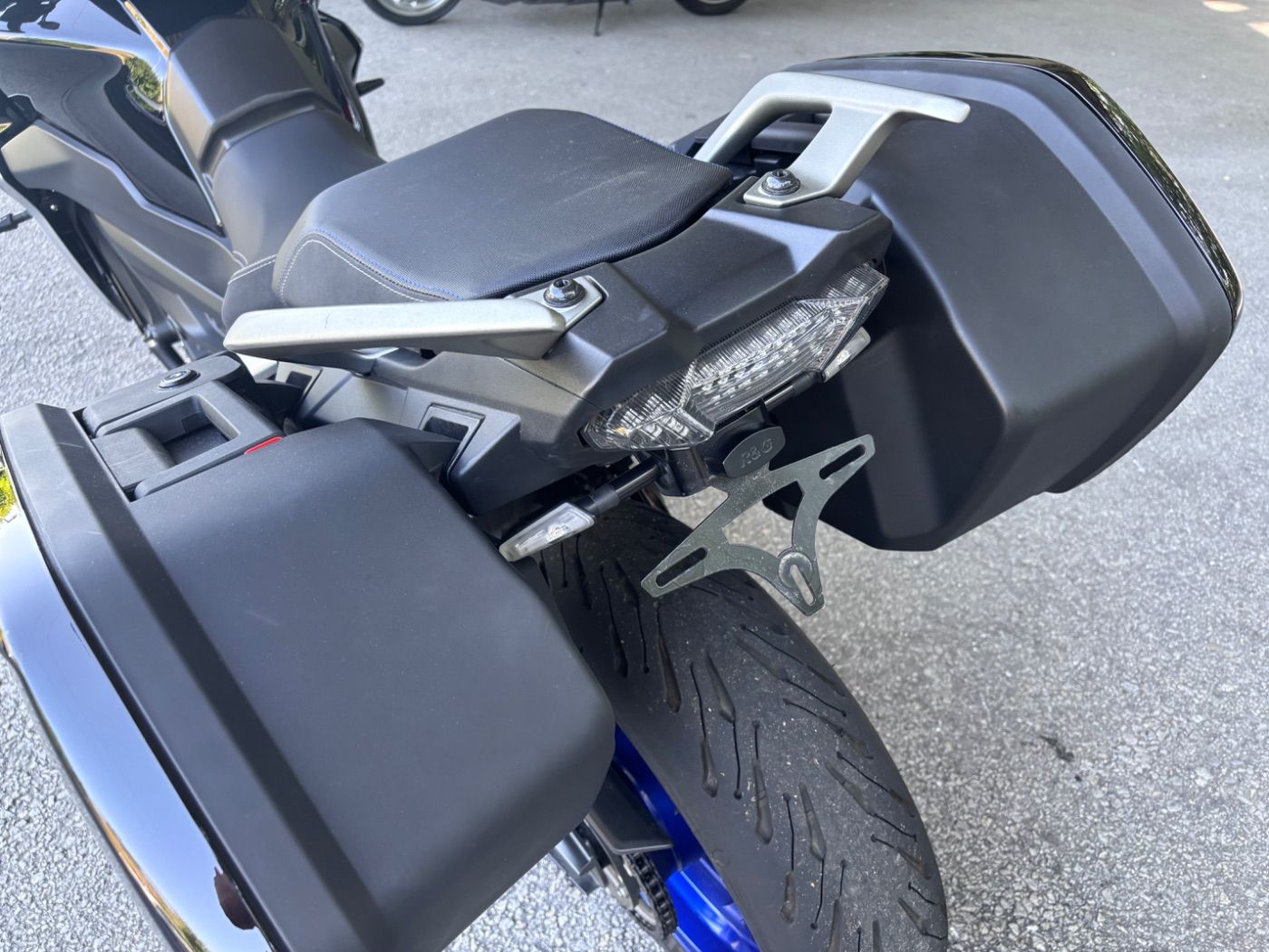 Fahrzeugabbildung Yamaha Tracer 900 GT, Tieferlegung 2,5cm. viel Zubehör,