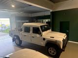 Land Rover Defender 130 E Crew Cab Klima, Standheizung,AHK - Land Rover Defender in Gelsenkirchen