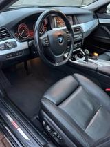 BMW 535d xDrive Touring A Luxury Line Luxury Line - BMW 535 Gebrauchtwagen in Mülheim (Ruhr)