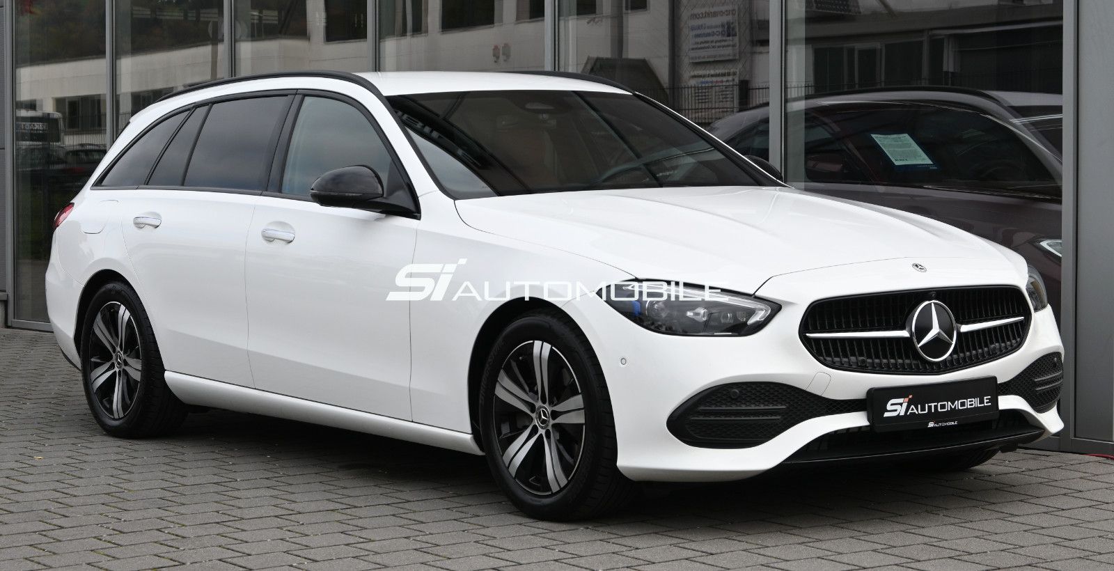 Fahrzeugabbildung Mercedes-Benz C 200 d T Avantgarde °Night Pak°AHK°ILS°360°KAM