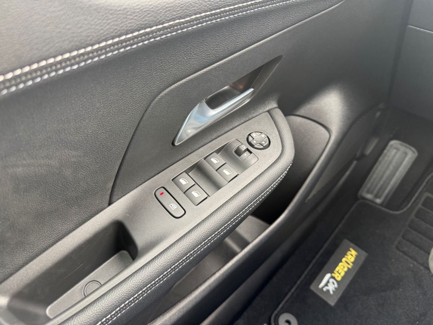 Fahrzeugabbildung Opel Mokka 1.2 GS mit SHZ+LHZ+Kamera+Allwetter