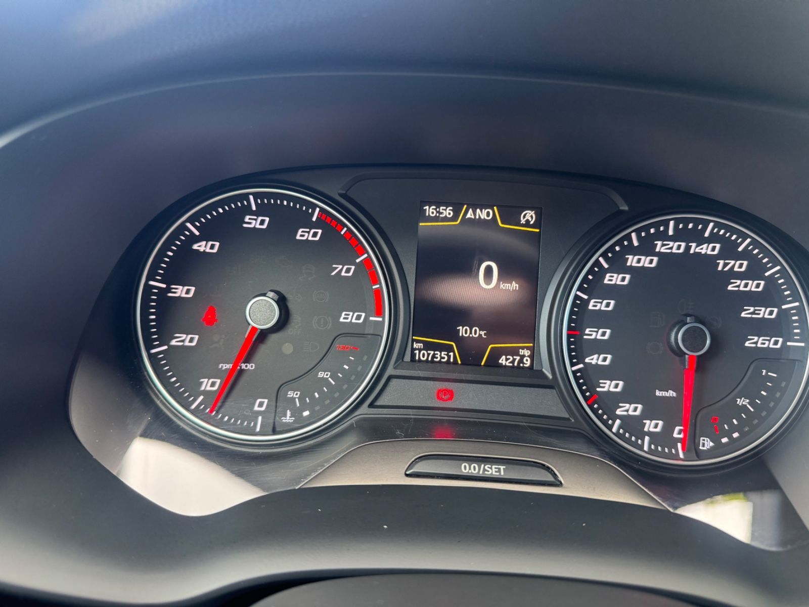Fahrzeugabbildung SEAT Ateca Xcellence LED+Navi+AHK+Bluetooth