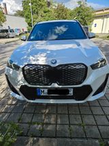 BMW iX1 xDrive30 - MSportPro- Vollausstattung - BMW iX1 von privat