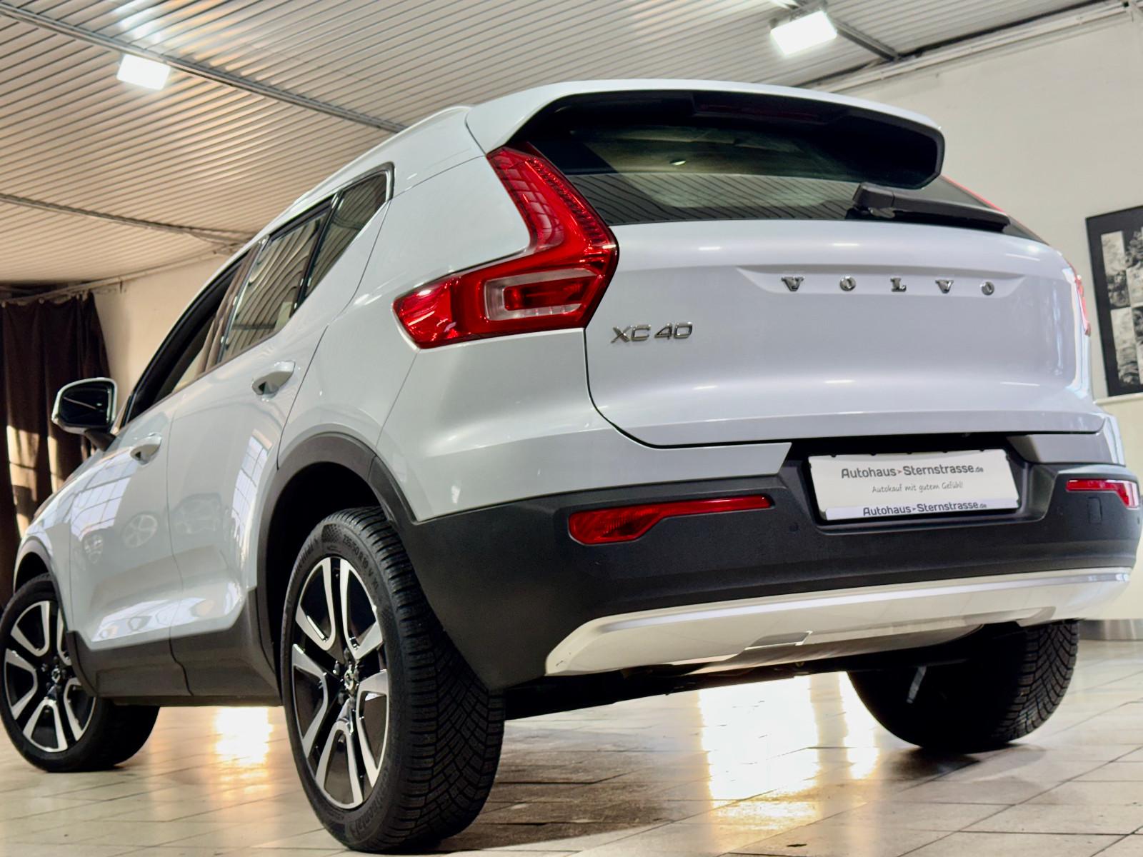 Volvo XC40 Momentum Pro*2WD*LED*Pano*DAB*RFK*