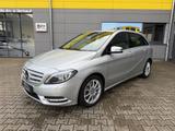 Mercedes-Benz B 250 B B 250/SHZ/AUTOMATIK/ALU/18000KM - Mercedes-Benz B 250 aus 2013