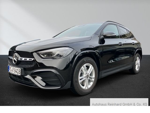 Mercedes-Benz GLA 180 AMG+NIGHT+MULTIBEAM+360°+DISTRONIC+KEYLE