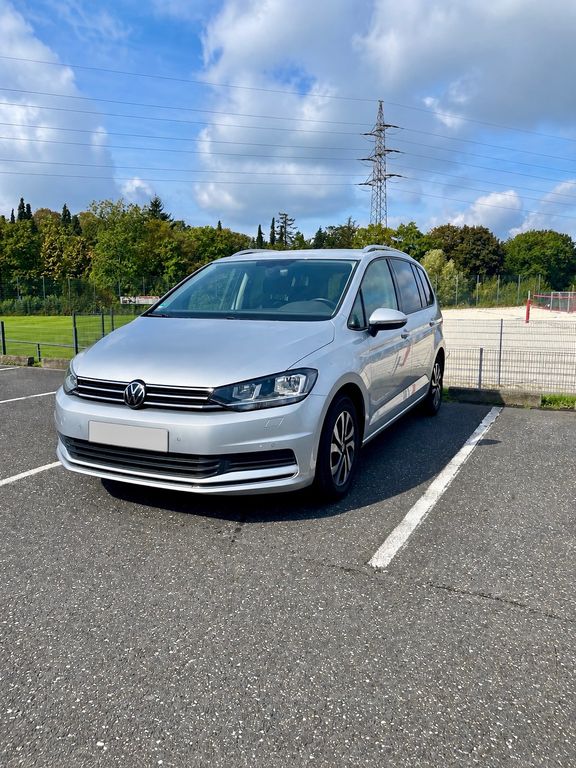 Image of Volkswagen Touran