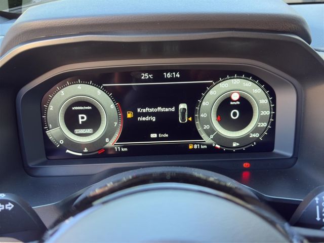 Nissan Qashqai Tekna°Premium Paket°HUD*Pano*Navi*Leder*