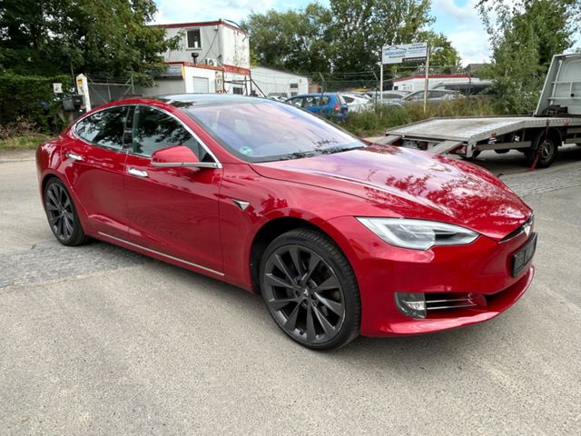 Tesla Model S ALLRAD Range Dual Motor PANO LED LEDER
