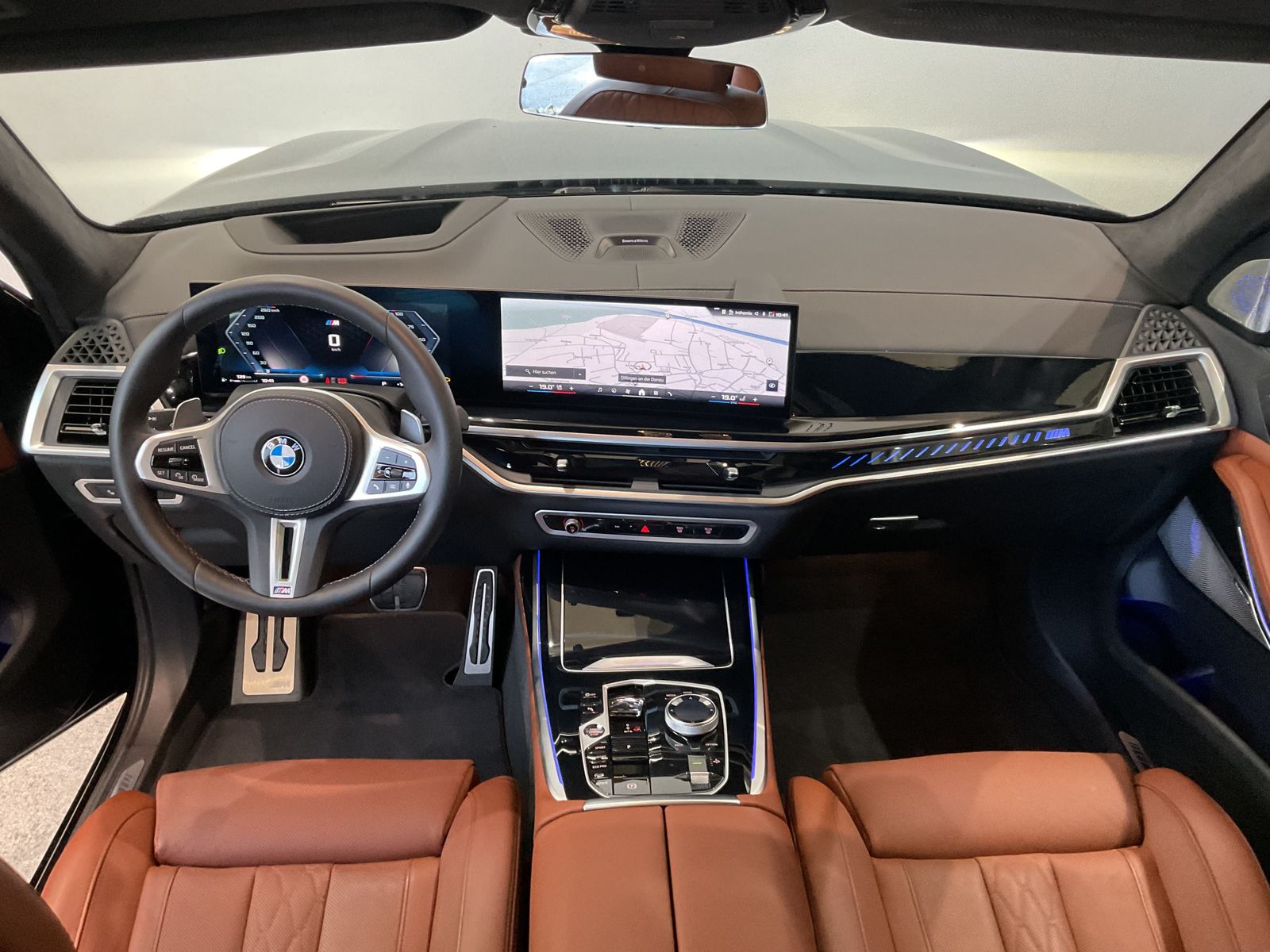 Fahrzeugabbildung BMW X7 M60i M Sportpaket pro, Sitzbelüftung vorn, B&