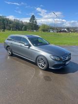 Mercedes-Benz Mercedes - Benz e220 w213 - Mercedes-Benz E-Class mit Diesel-Antrieb: W213