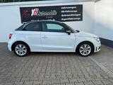 Audi A1 S line attraction+AUTOMATIK+PDC+ALU+SPORTSITZ - Audi A1: A1s