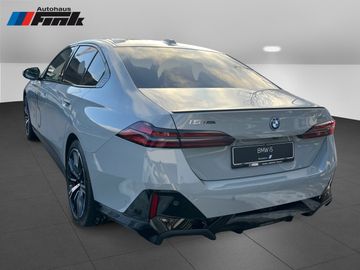 BMW i5 eDrive40