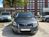 Toyota Avensis 1.8 Kombi Edition*Navi*Kamera* - Toyota Avensis mit Benzin-Antrieb
