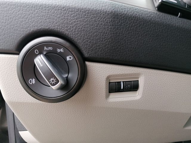 T6 Multivan 2.0 TDI DSG CL AHK+LED+7SITZE