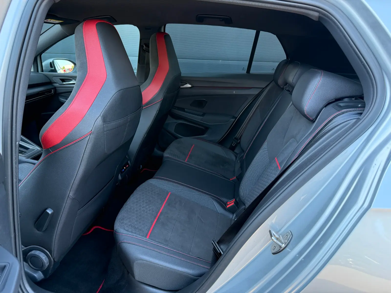 Volkswagen Golf VIII GTI Clubsport H/K Sound 19" IQ DCC HUD, миниатюра 12